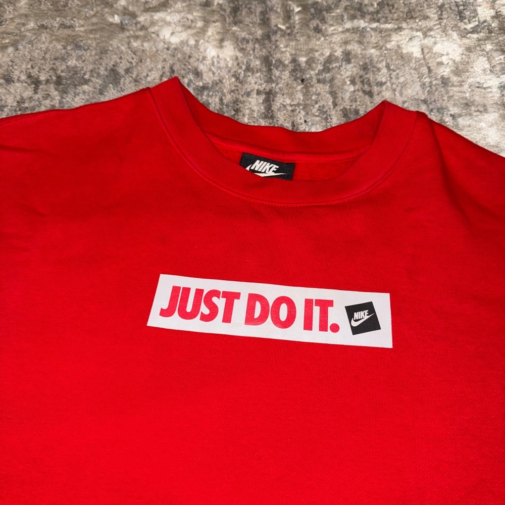 Nike Men’s Nike “Just Do It” Crewneck Red Size M